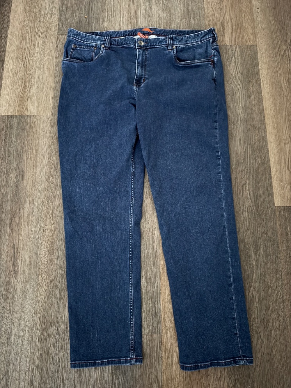 Tommy Bahama blue jeans men's size 42x32 medium wash straight leg big tall